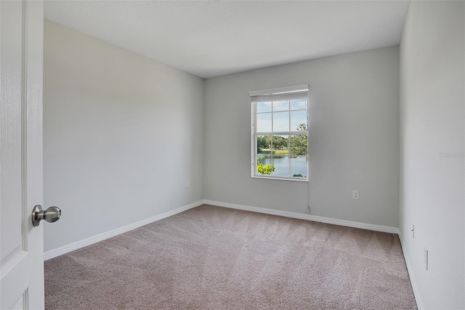 SAVANNAH LNDGS - Residential