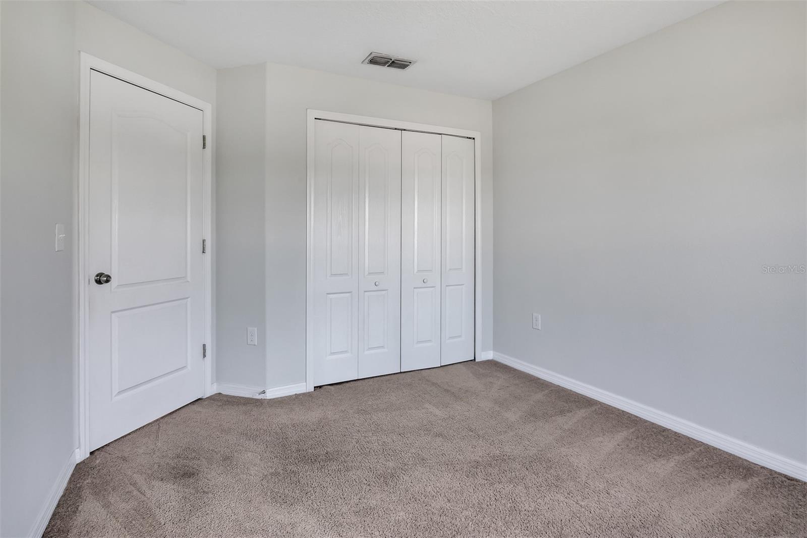 SAVANNAH LNDGS - Residential