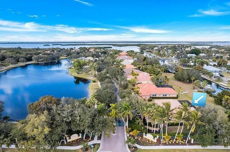 SNEAD ISLAND ESTATES WEST PH 1-A - Residential