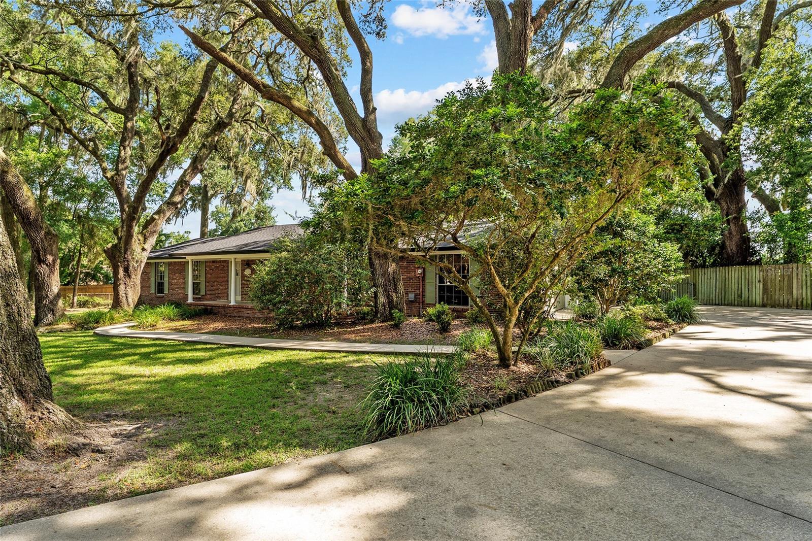 REPLAT SYLVANIA TERRACE - Residential