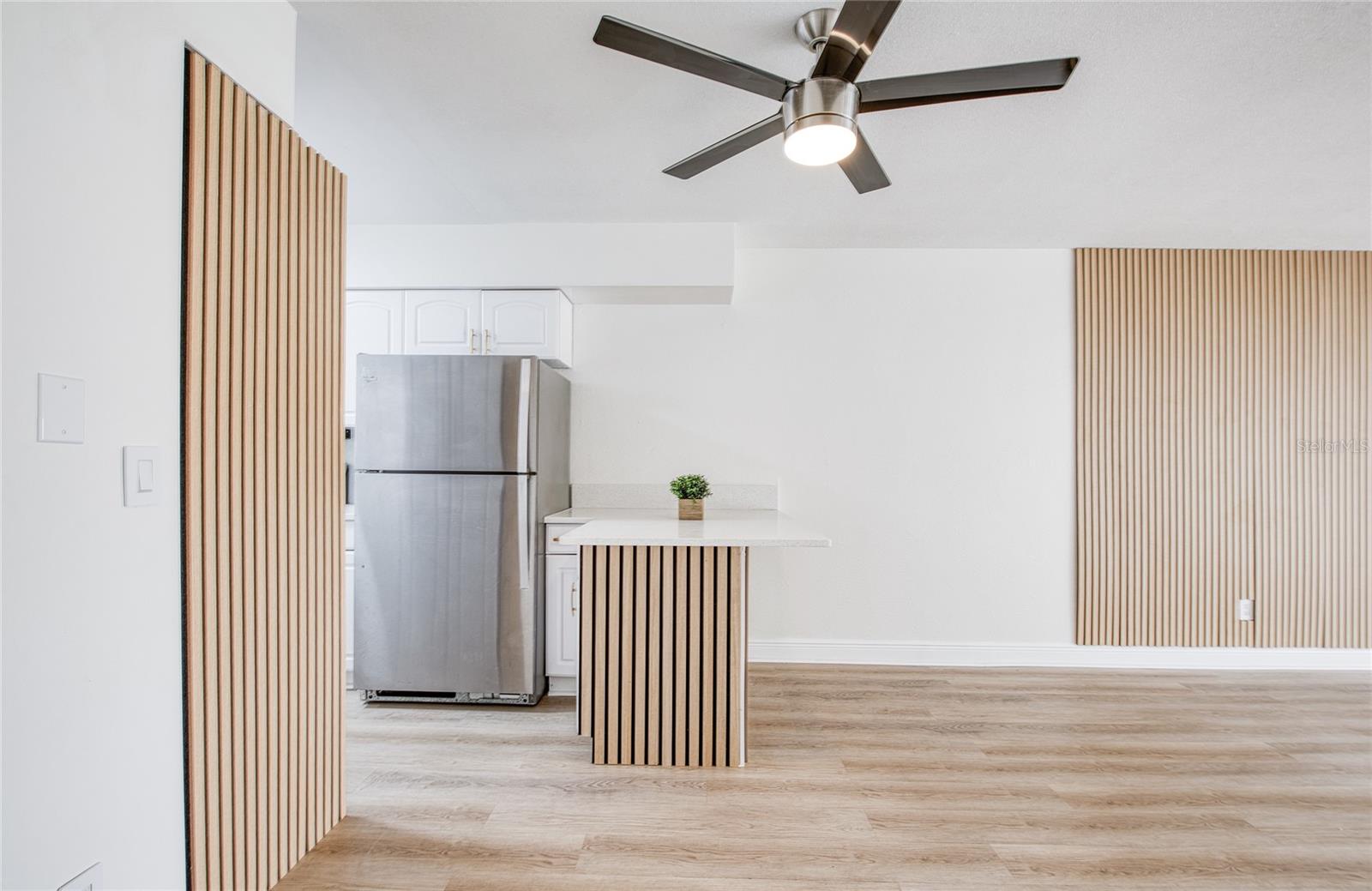 MARINA HARBOUR CONDO - Residential