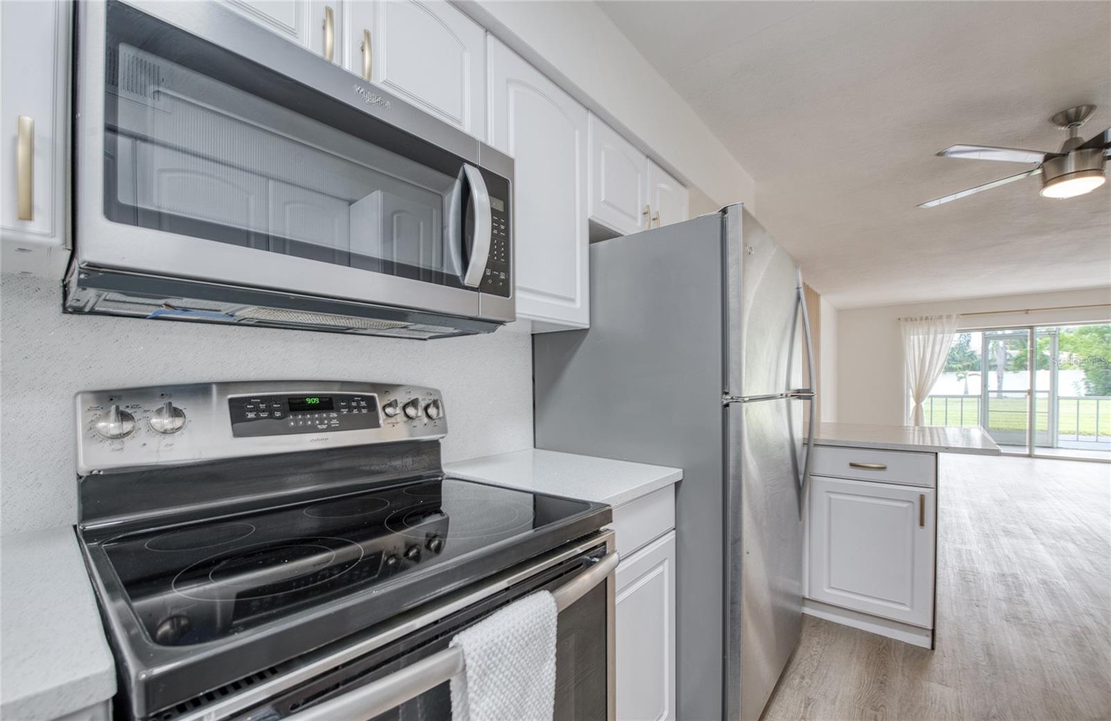 MARINA HARBOUR CONDO - Residential