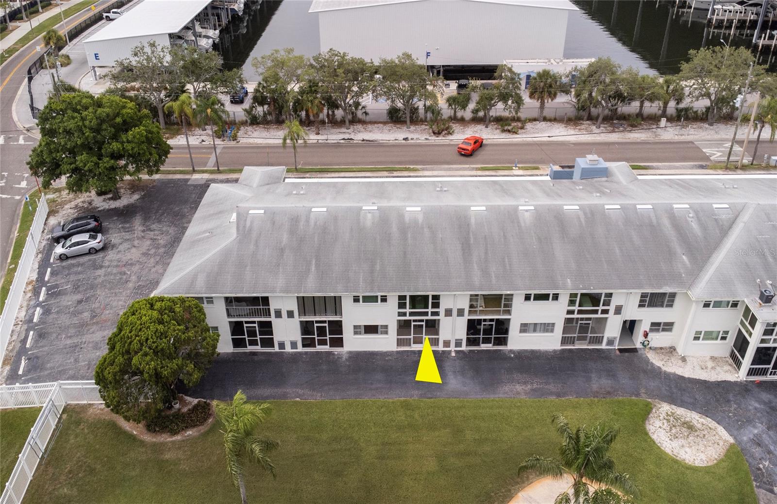 MARINA HARBOUR CONDO - Residential