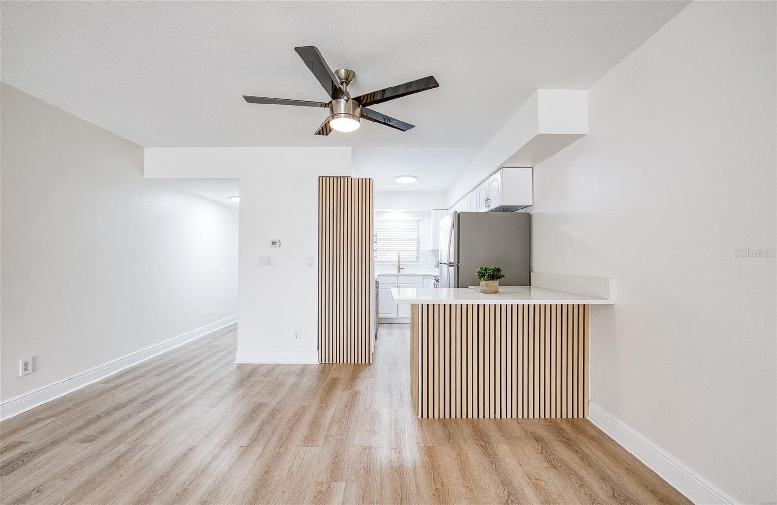 MARINA HARBOUR CONDO - Residential