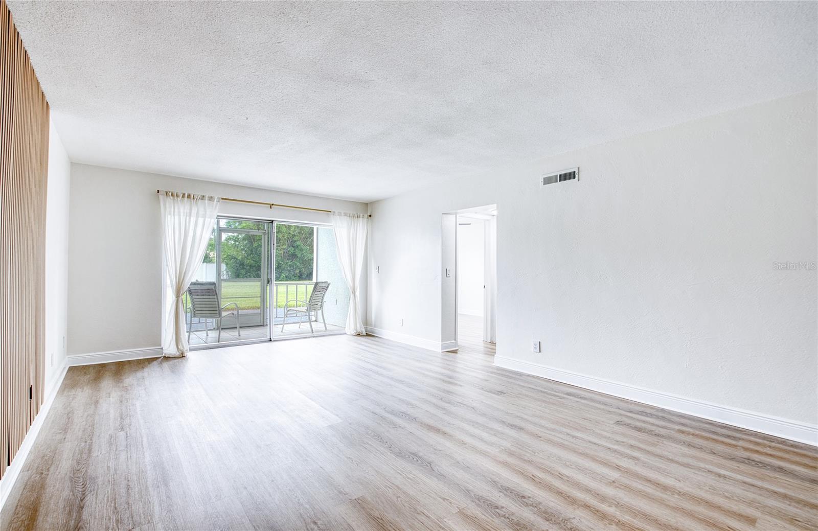 MARINA HARBOUR CONDO - Residential