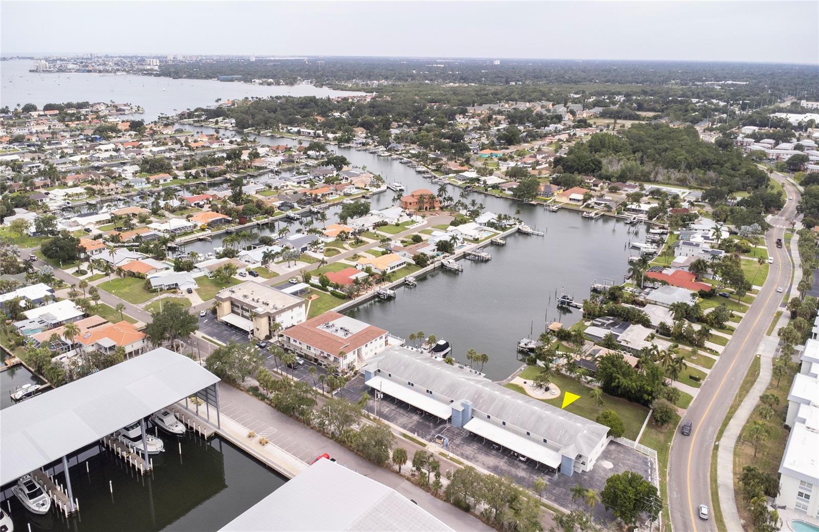 MARINA HARBOUR CONDO - Residential