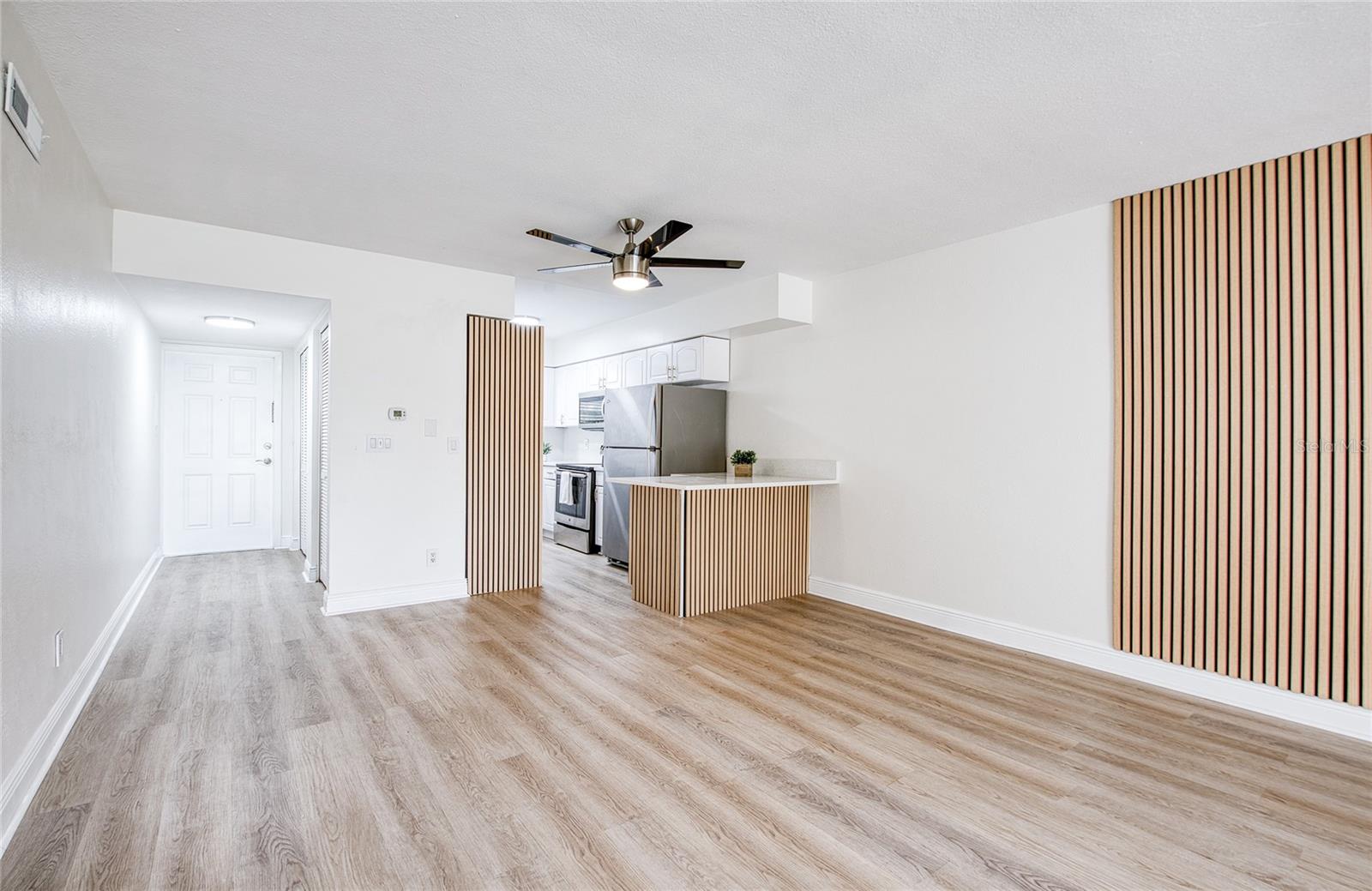MARINA HARBOUR CONDO - Residential