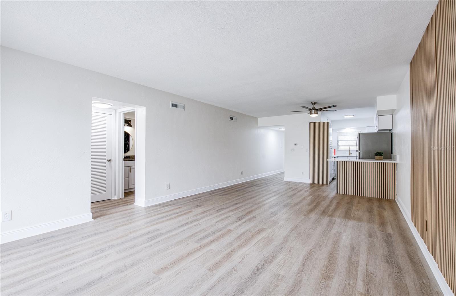 MARINA HARBOUR CONDO - Residential