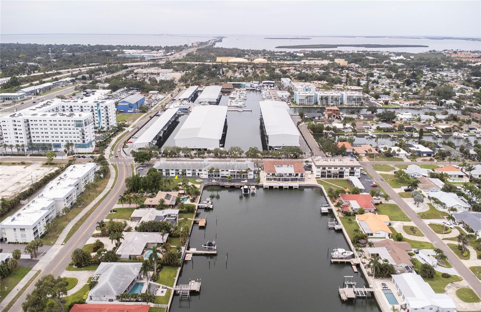 MARINA HARBOUR CONDO - Residential