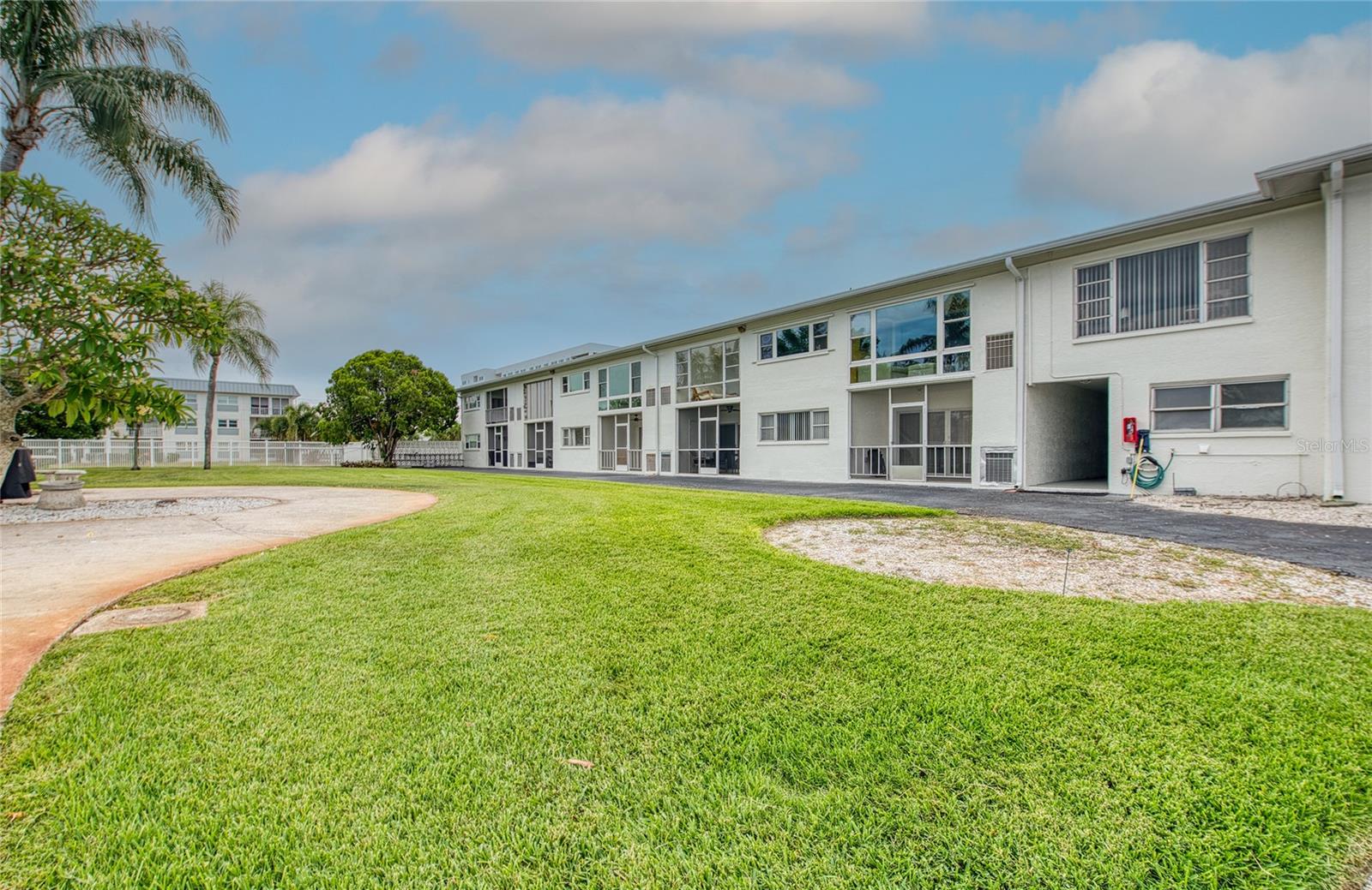 MARINA HARBOUR CONDO - Residential
