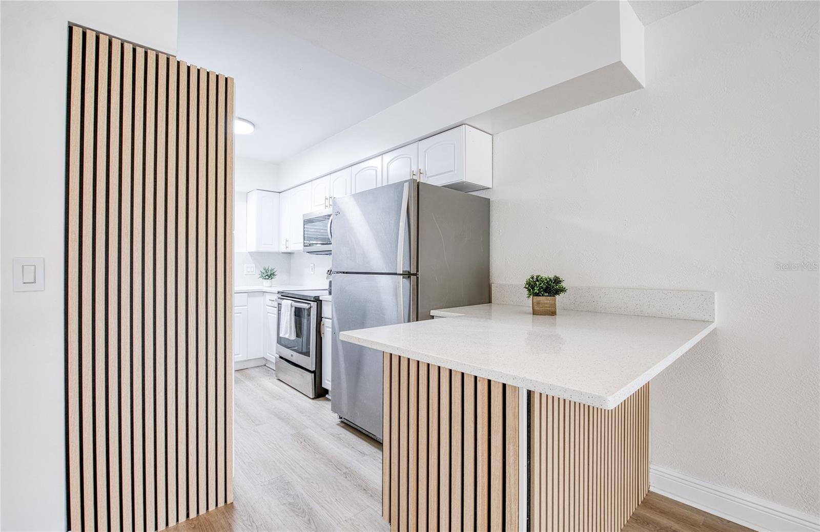 MARINA HARBOUR CONDO - Residential