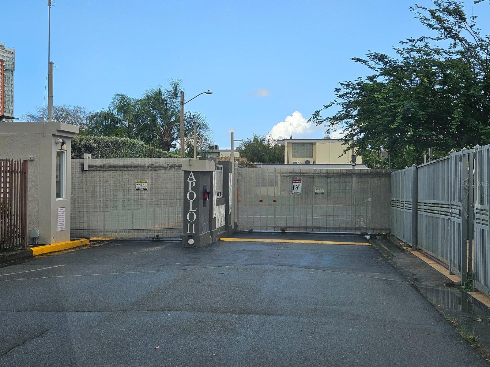 URBANIZACION ALTO APOLO - Residential Lease