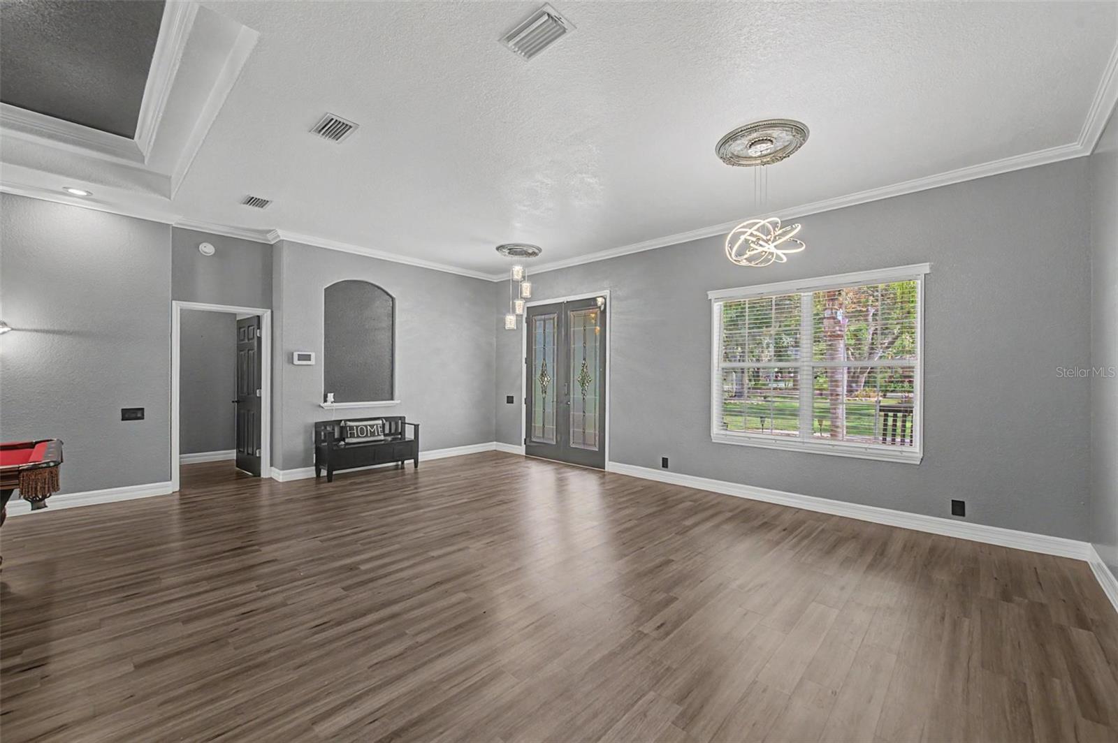 GRANDE OAK - Residential