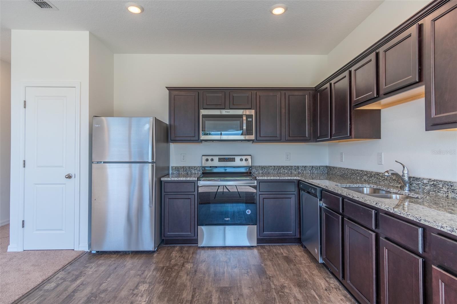MADISON PLACE PH 1 - Residential Lease