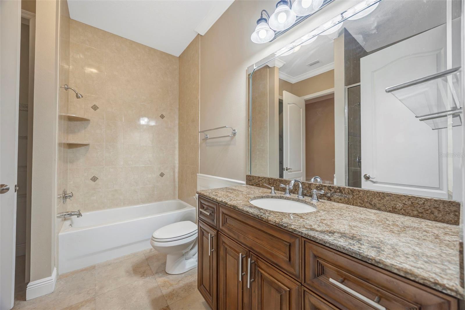 KEYSTONE GROVES - Residential