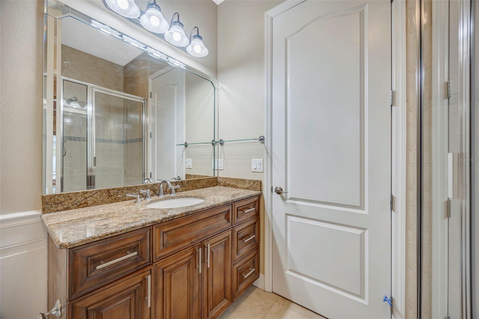 KEYSTONE GROVES - Residential