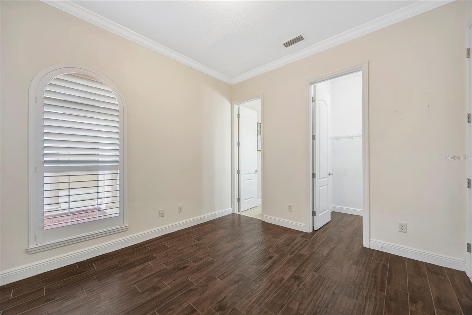 KEYSTONE GROVES - Residential