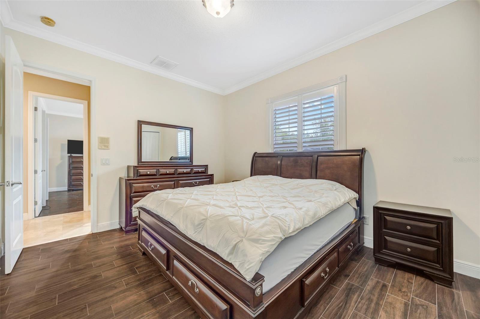 KEYSTONE GROVES - Residential