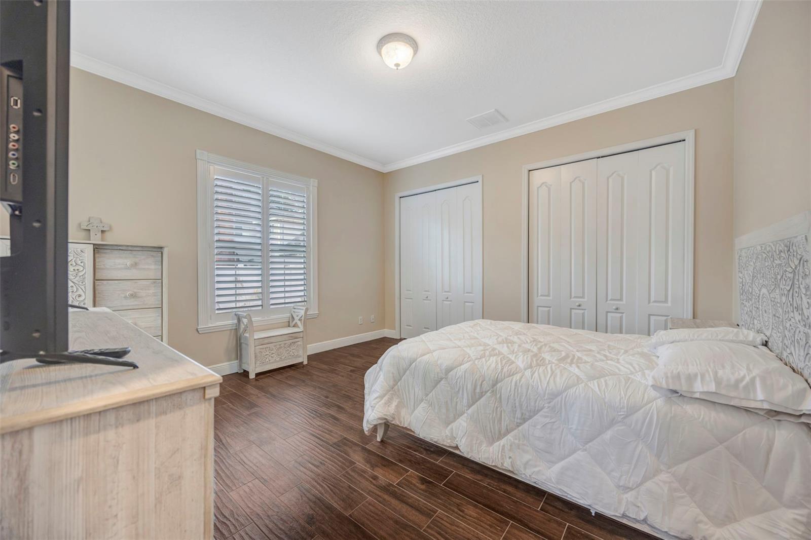 KEYSTONE GROVES - Residential