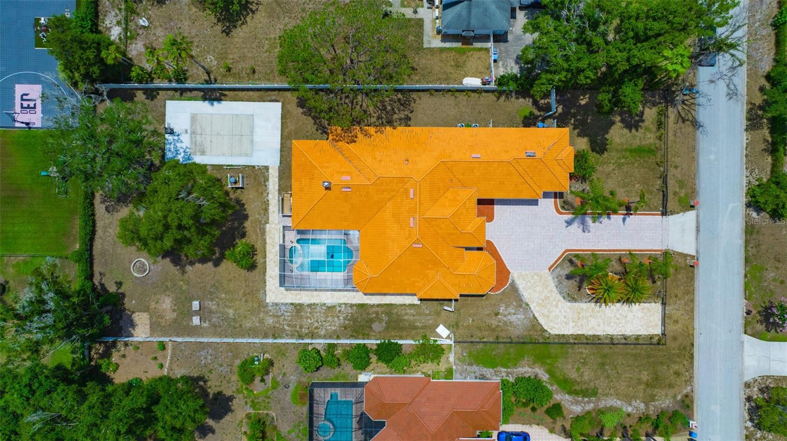 KEYSTONE GROVES - Residential
