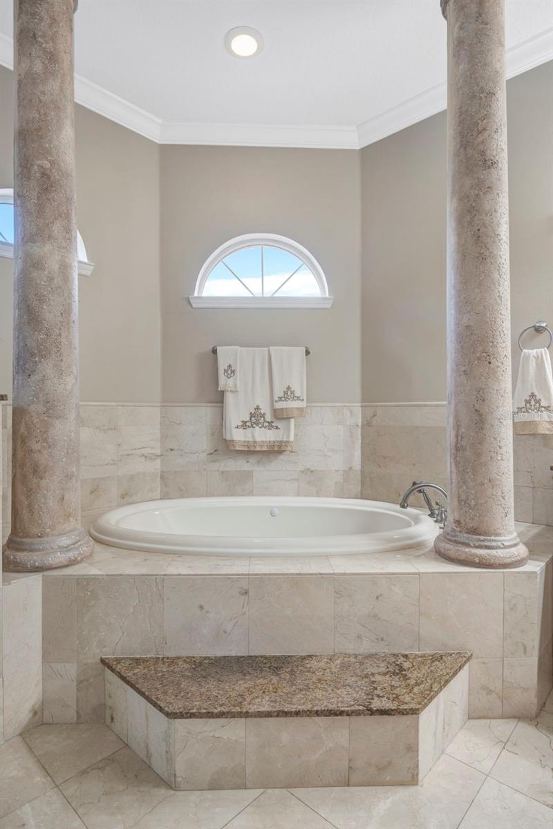 KEYSTONE GROVES - Residential