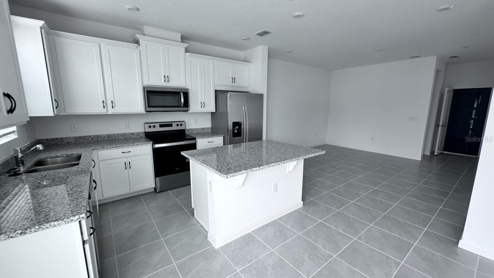 SOLEIL/WESTSIDE - Residential Lease