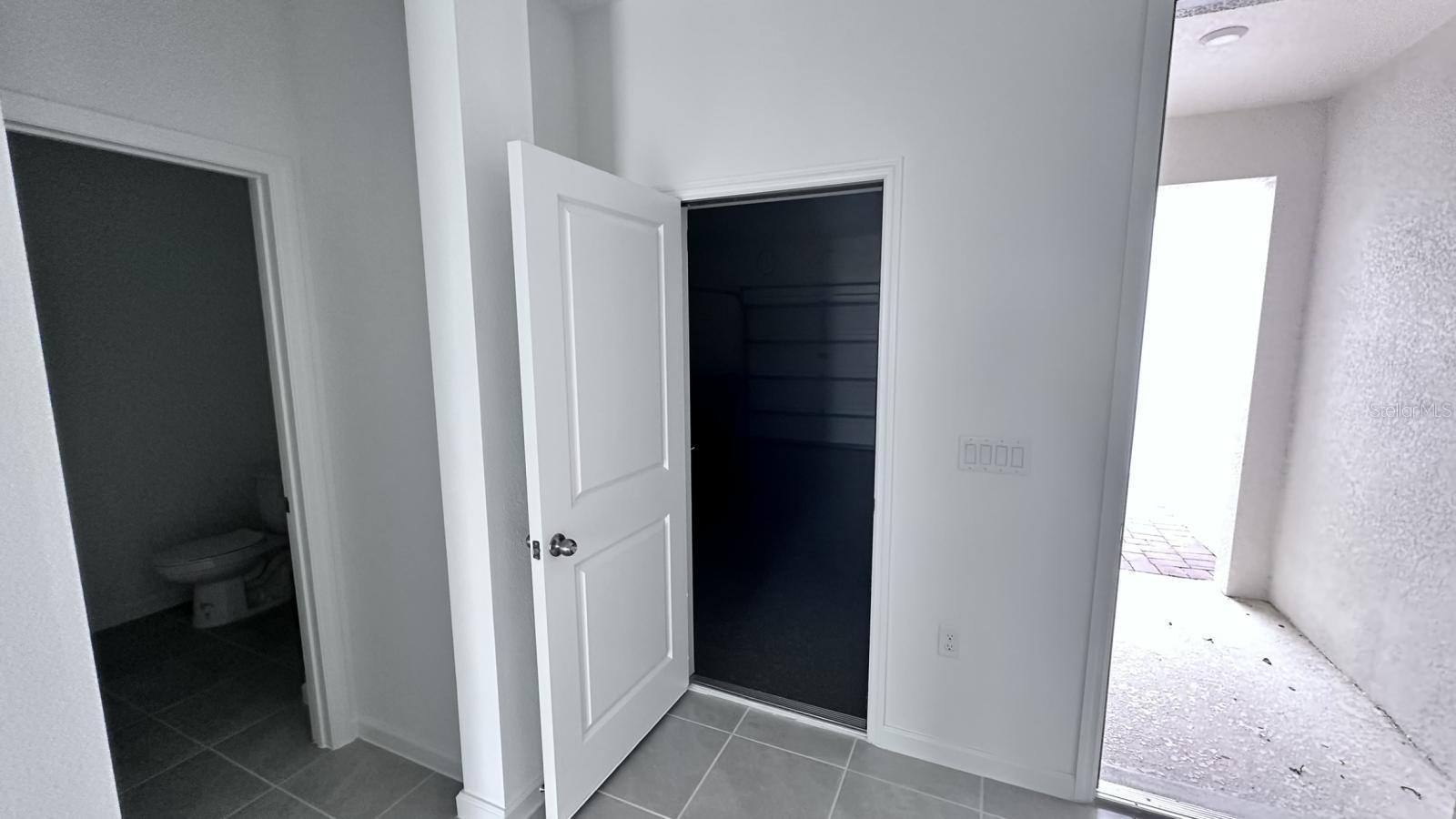 SOLEIL/WESTSIDE - Residential Lease