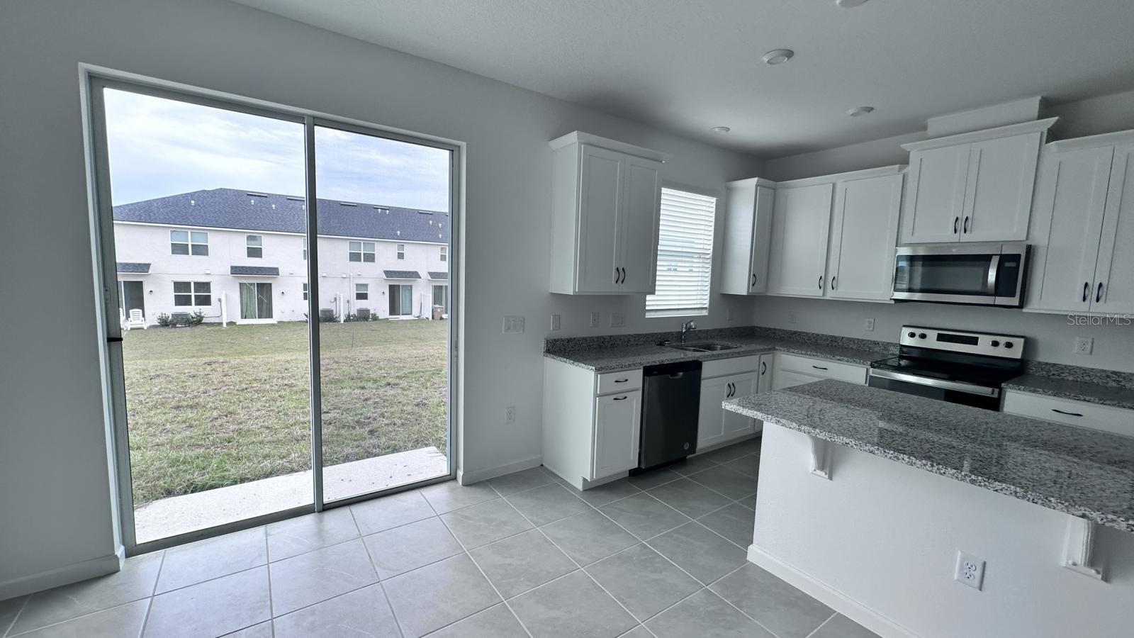 SOLEIL/WESTSIDE - Residential Lease