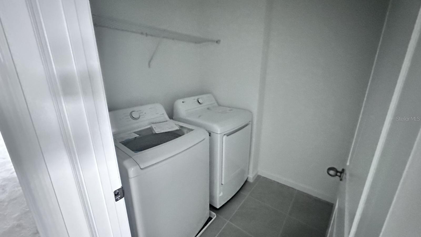 SOLEIL/WESTSIDE - Residential Lease