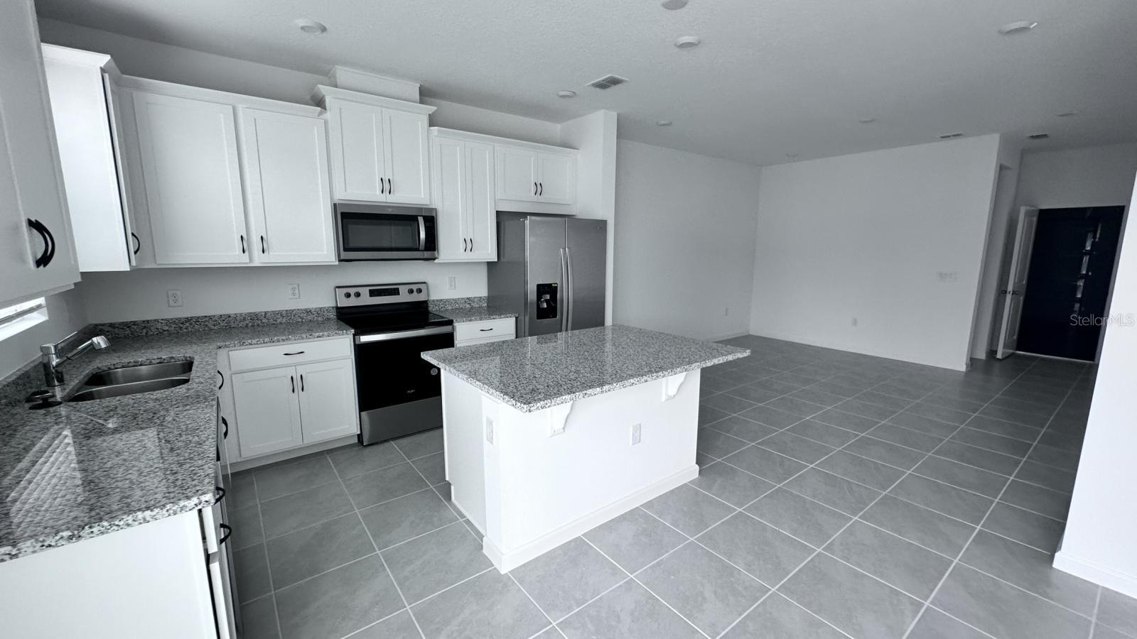 SOLEIL/WESTSIDE - Residential Lease
