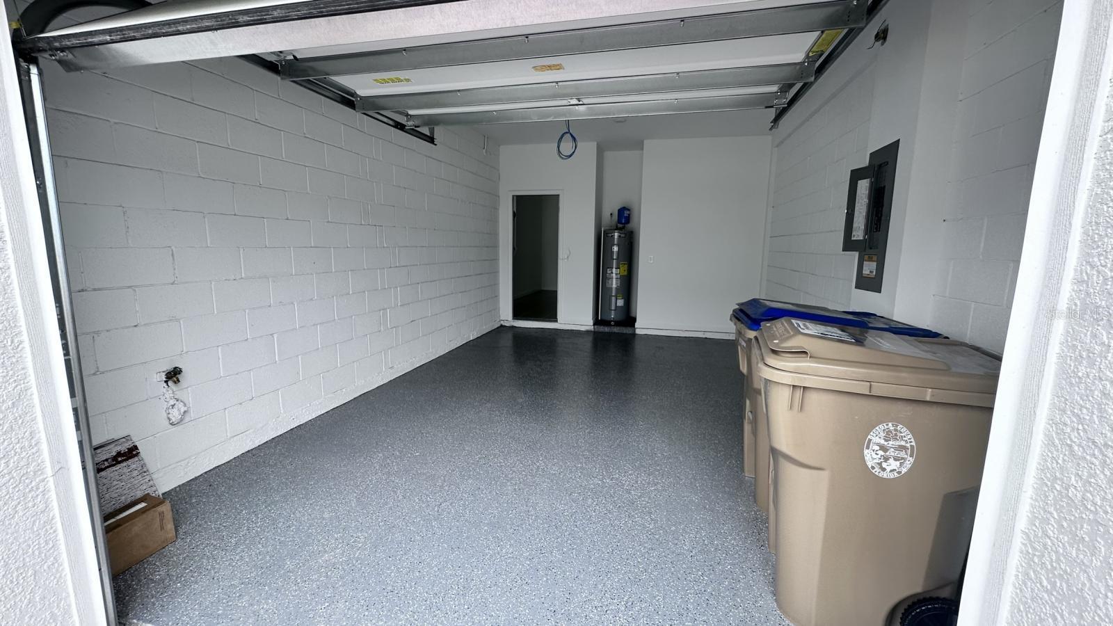 SOLEIL/WESTSIDE - Residential Lease