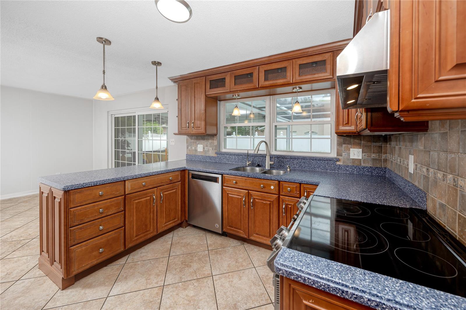 MORNINGSIDE ESTATES - Residential Lease