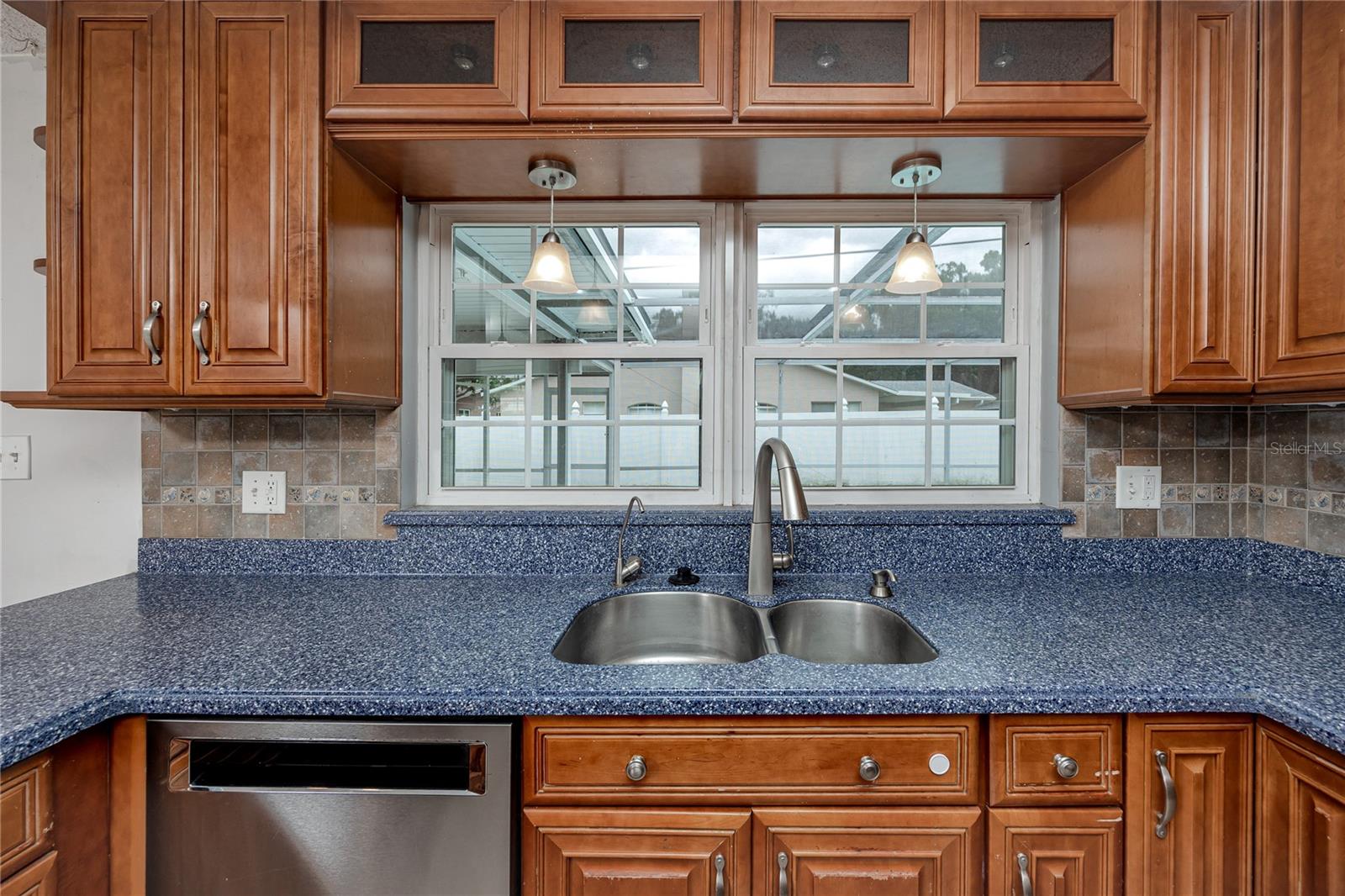 MORNINGSIDE ESTATES - Residential Lease
