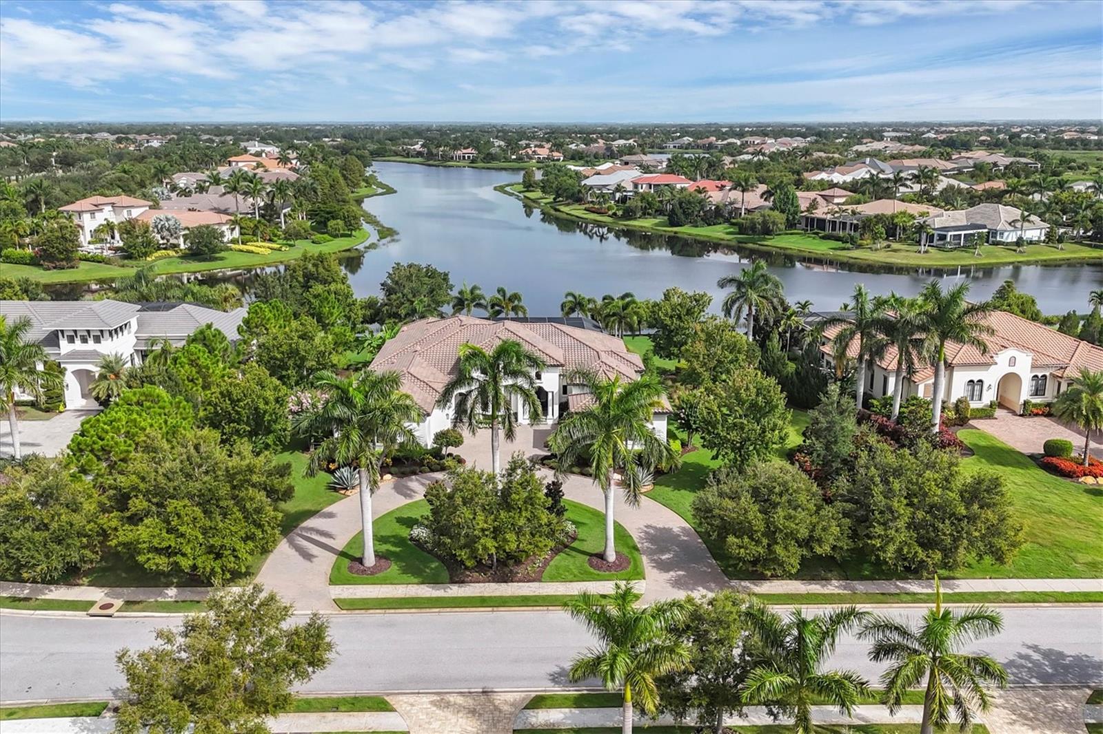 LAKE CLUB PH II - Residential