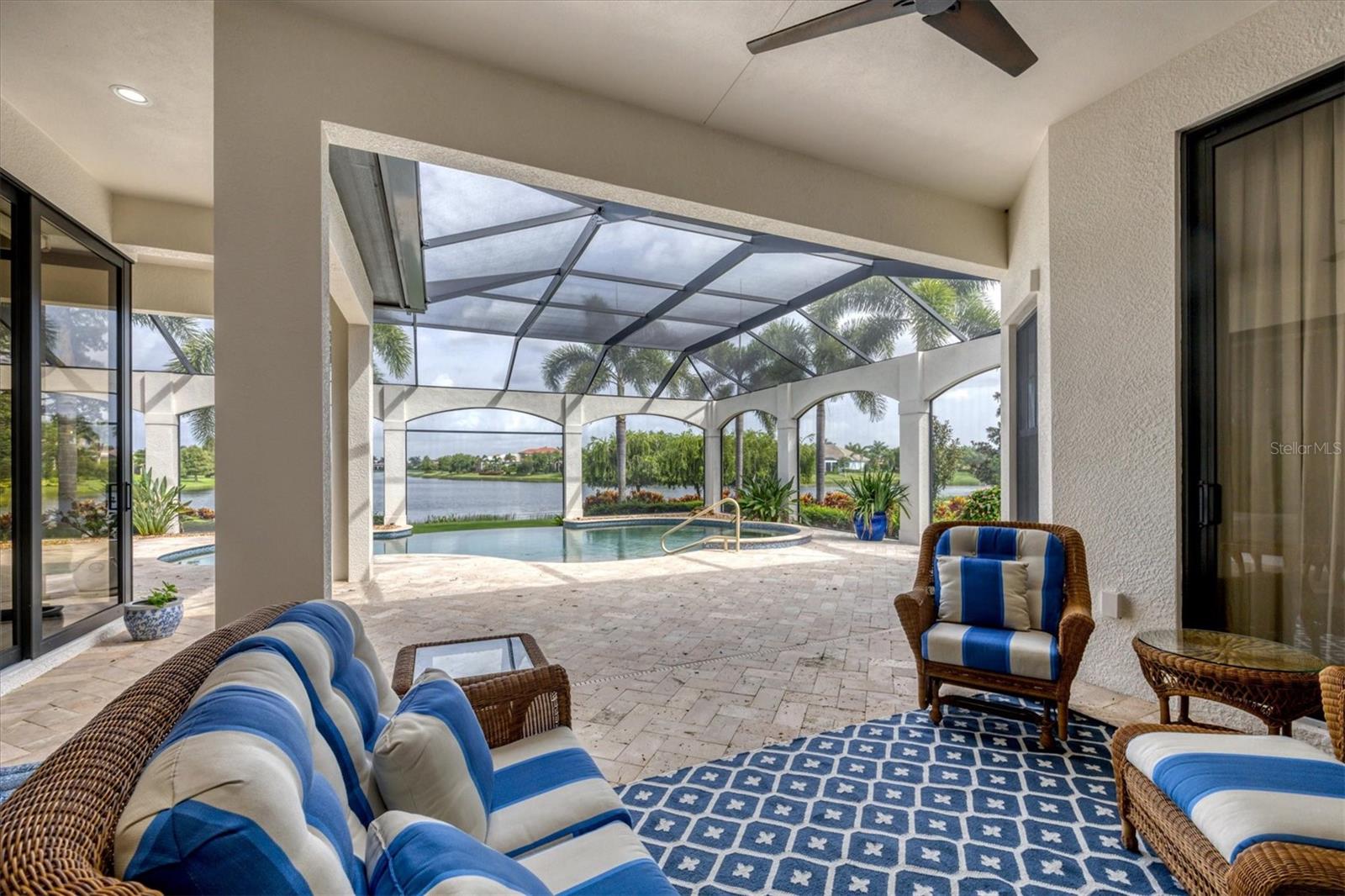 LAKE CLUB PH II - Residential
