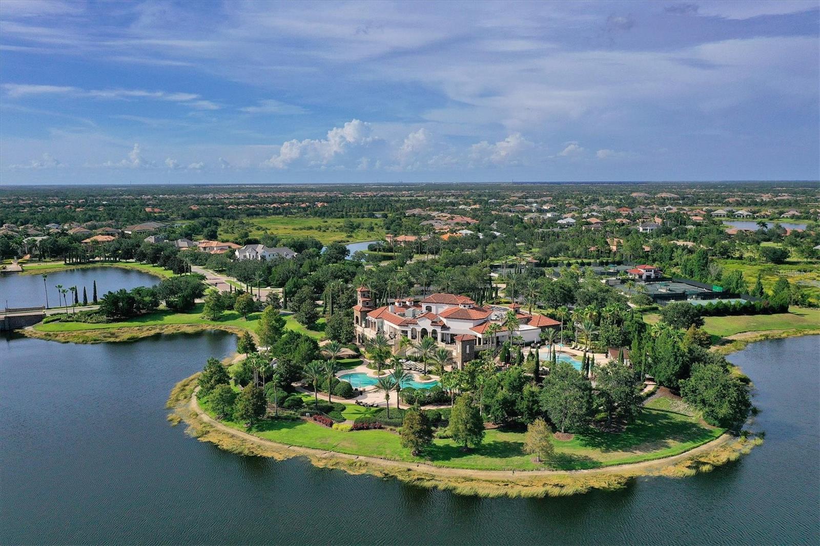 LAKE CLUB PH II - Residential