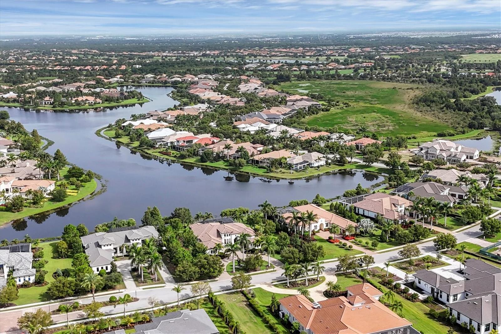 LAKE CLUB PH II - Residential
