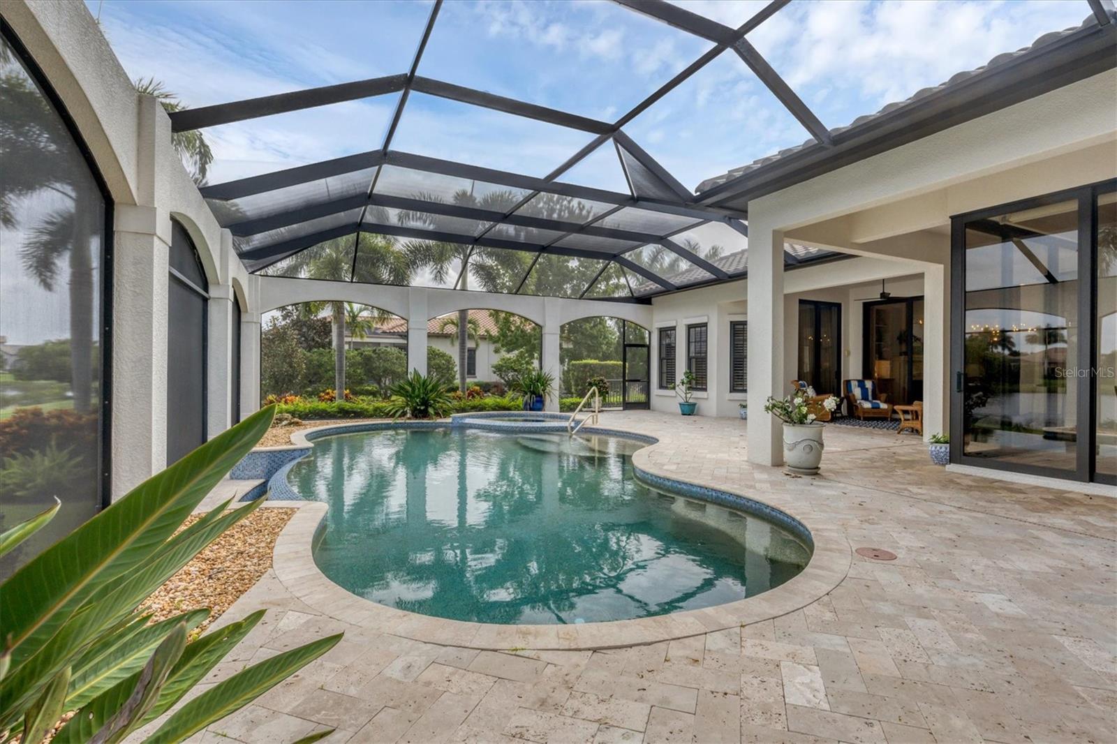 LAKE CLUB PH II - Residential