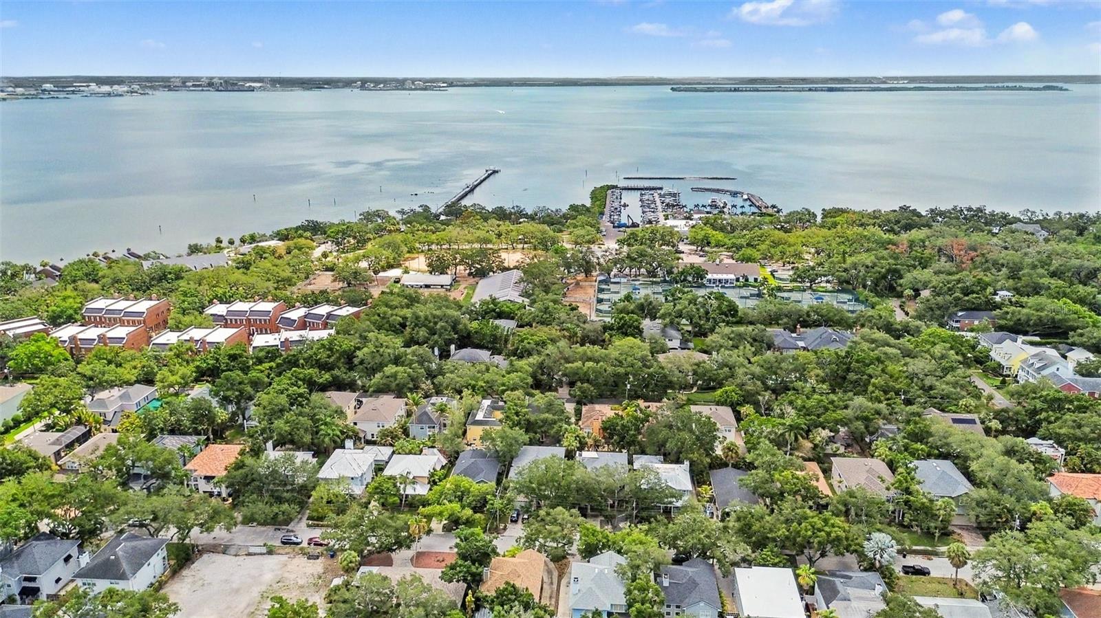JULES VERNE PARK - Residential