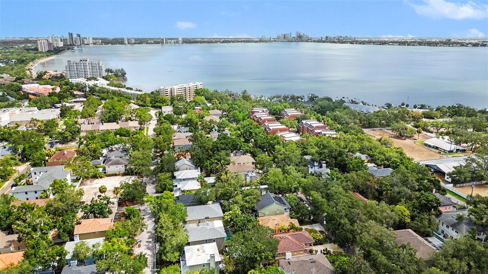 JULES VERNE PARK - Residential