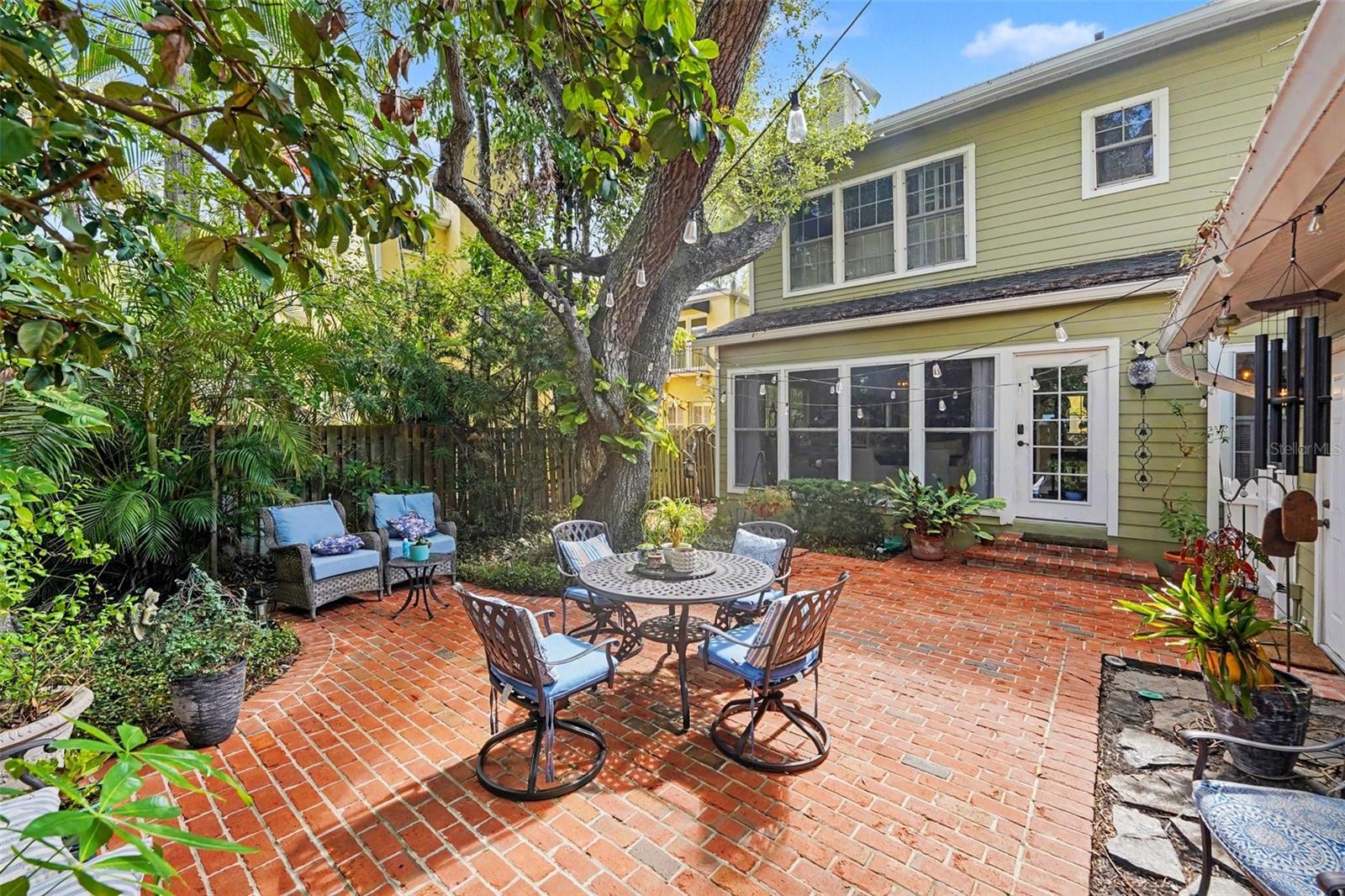 JULES VERNE PARK - Residential