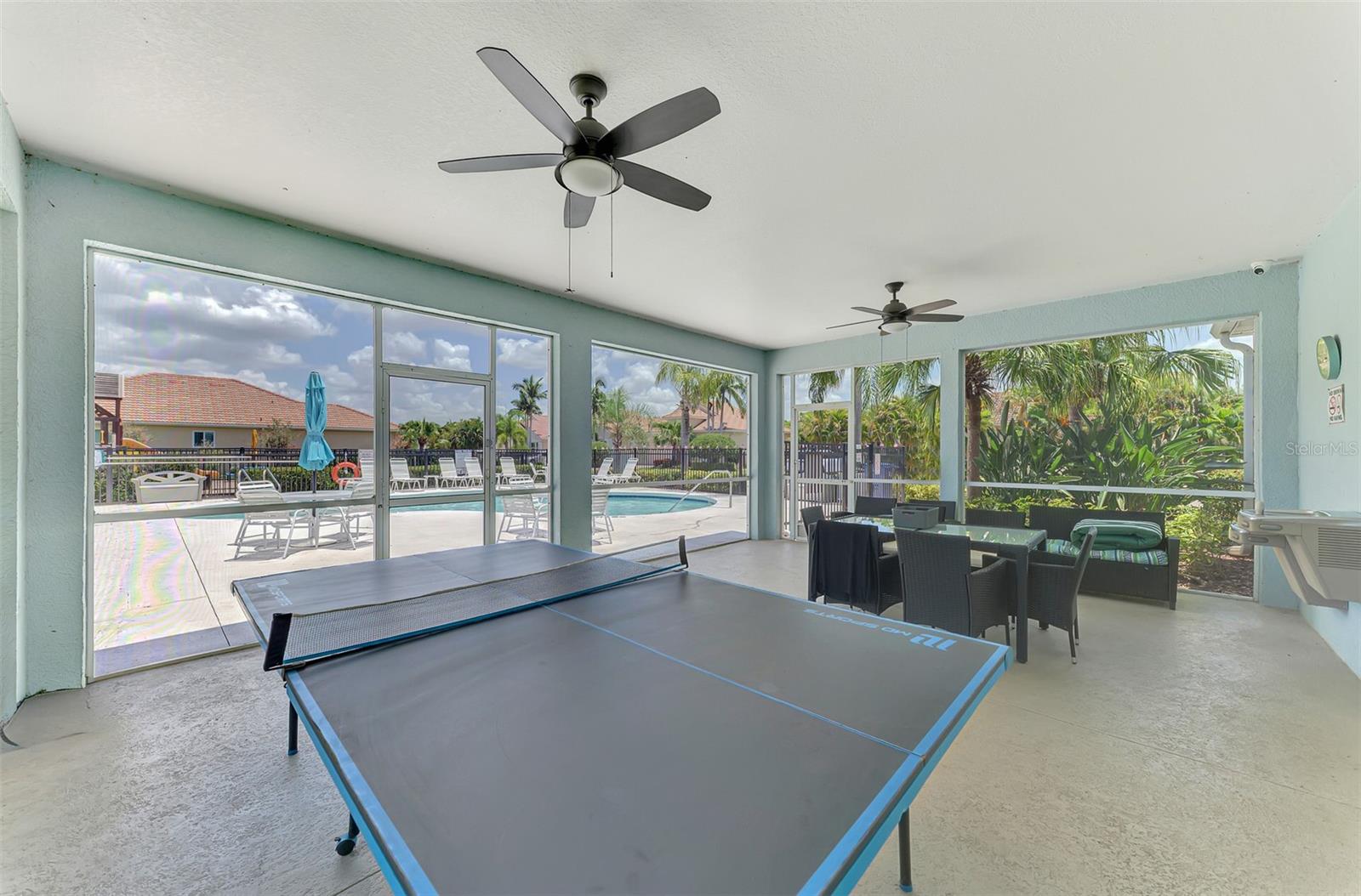 PALM LAKES - Residential Lease