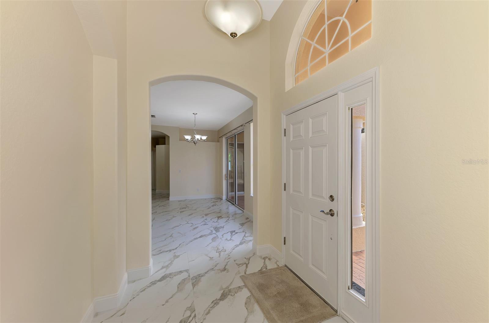 PALM LAKES - Residential Lease