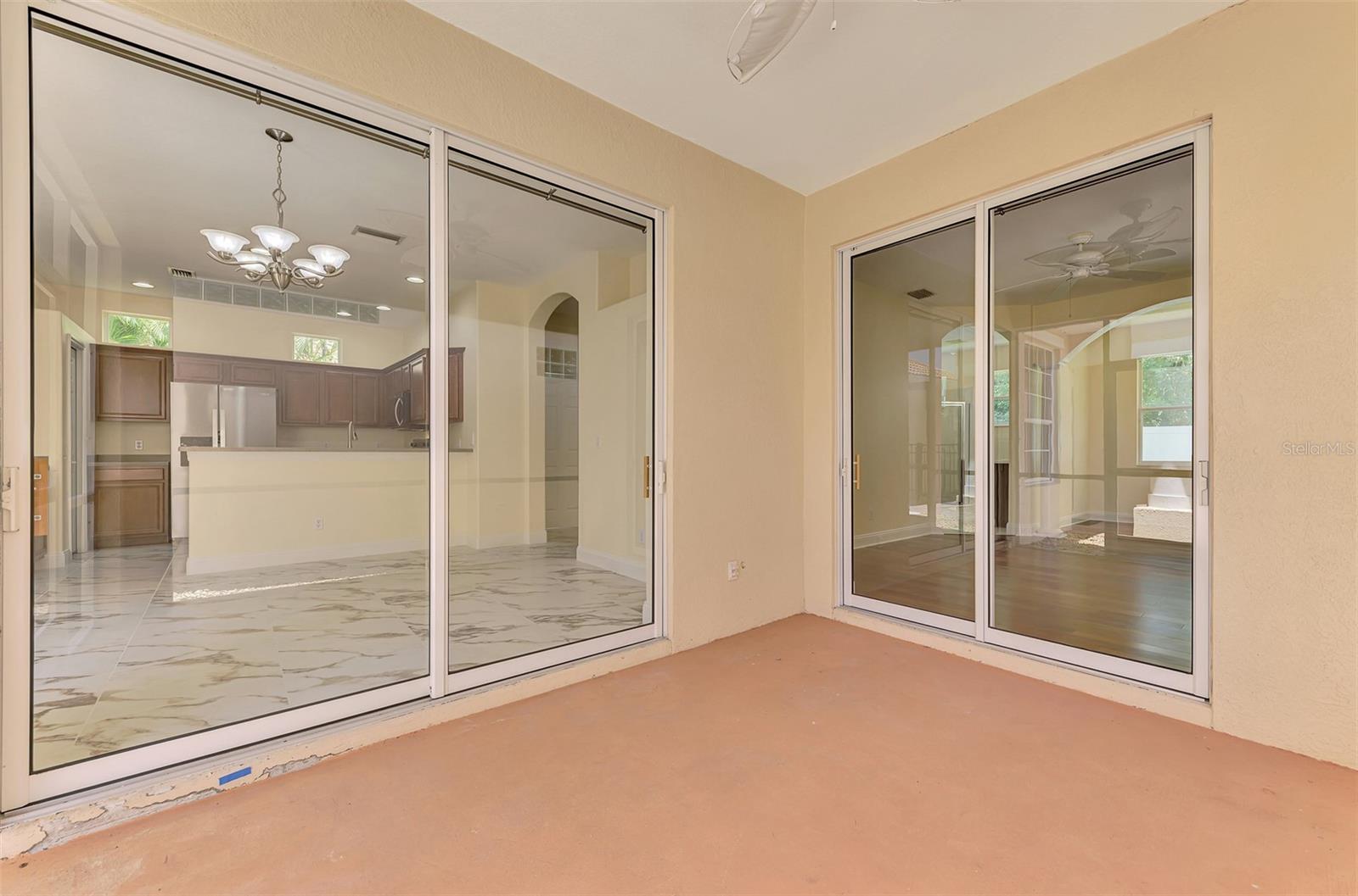 PALM LAKES - Residential Lease