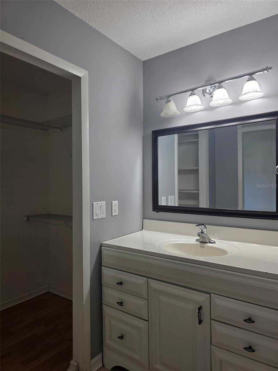 DELTONA LAKES UNIT 40 - Residential