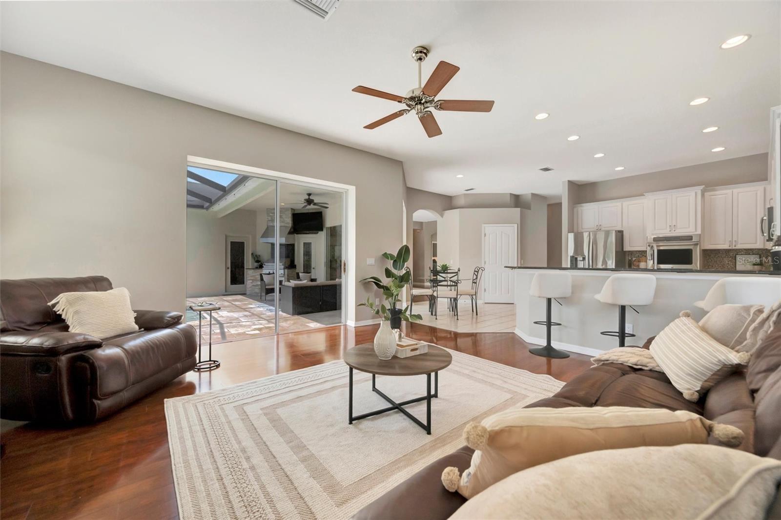 RICHMOND PLACE PH 1 - Residential