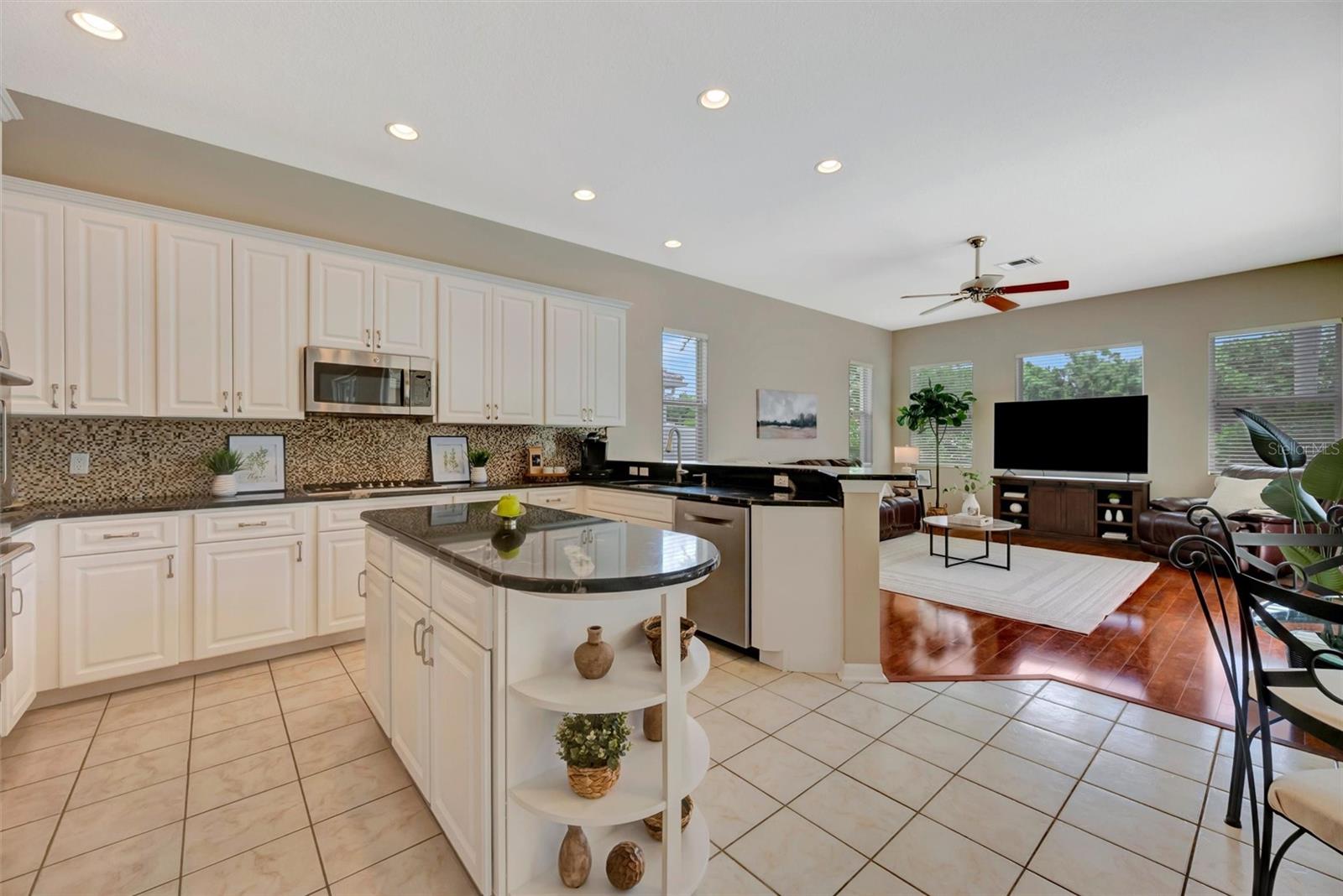RICHMOND PLACE PH 1 - Residential