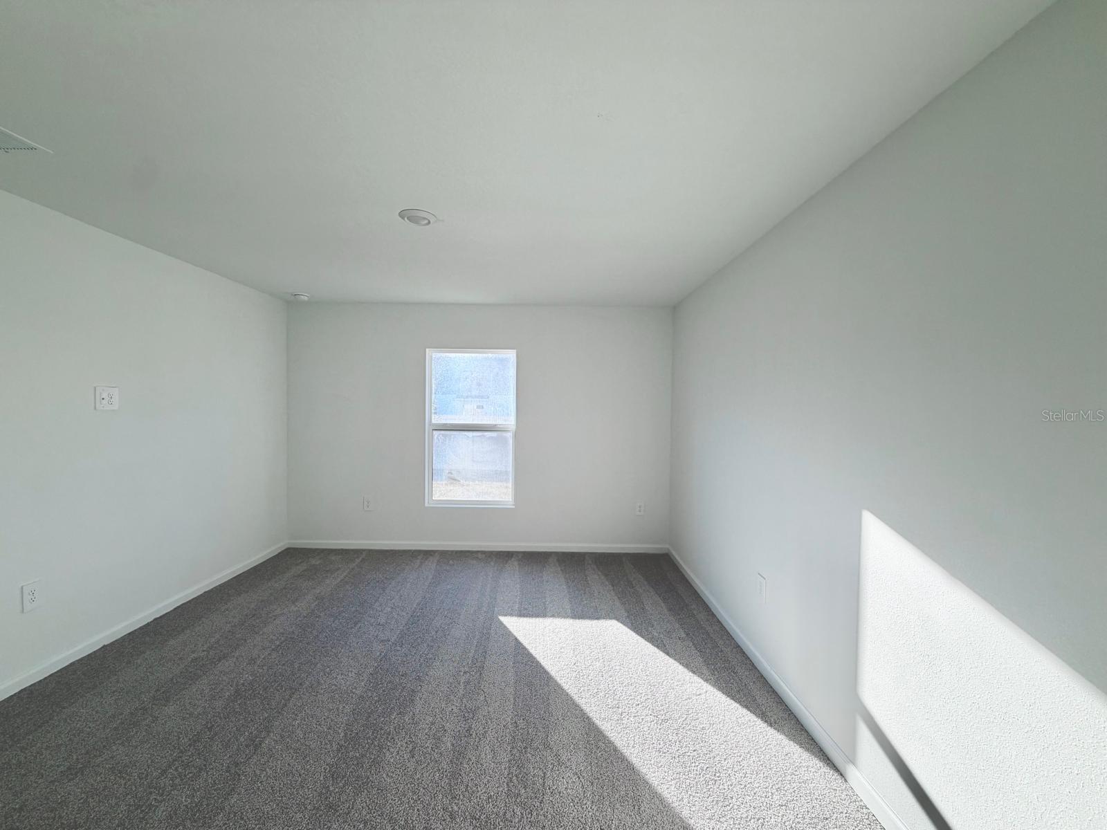 PEACE CRK RESERVE - Residential Lease