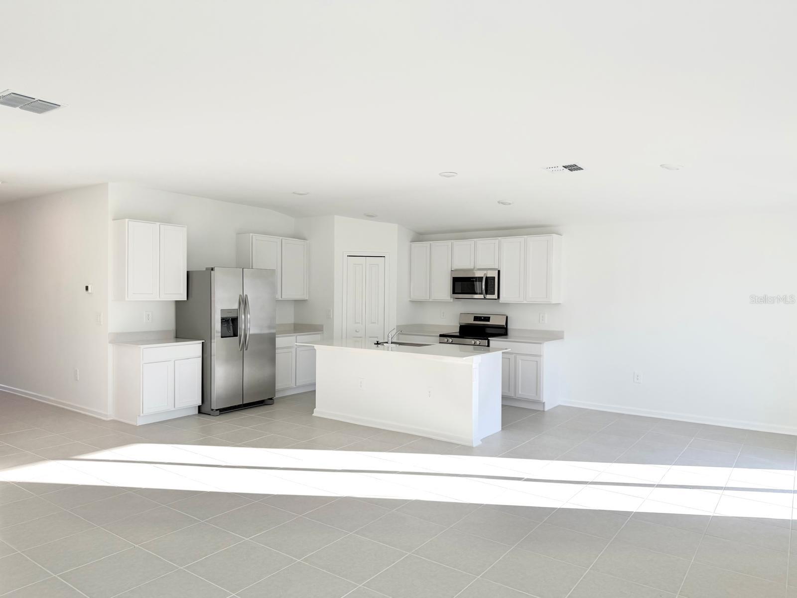 PEACE CRK RESERVE - Residential Lease