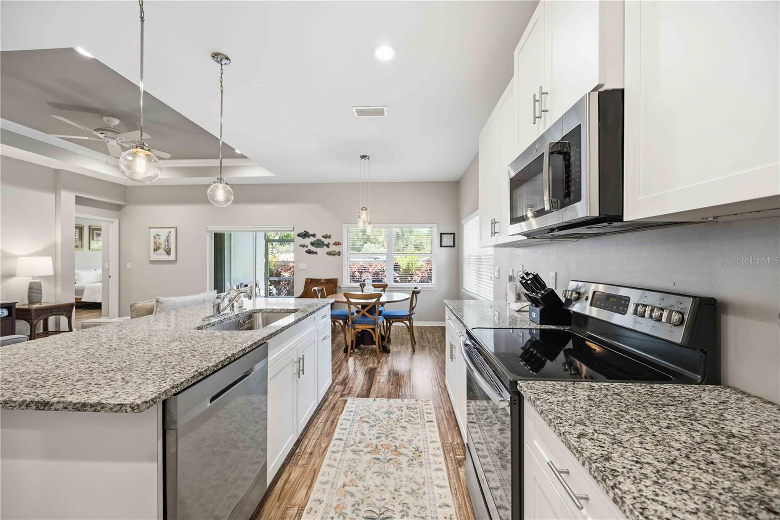 BAY POINT CORR OF - Residential
